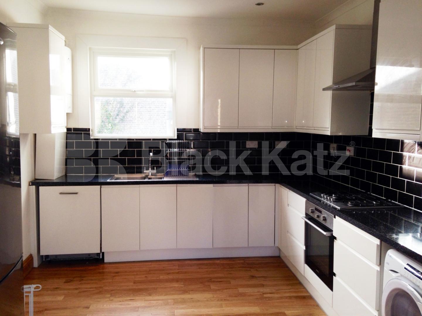 			3 Bedroom, 1 bath, 1 reception Maisonette			 Plough Road, Clapham Junction